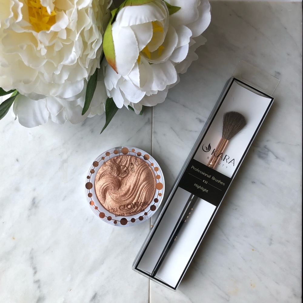 JCat Baked Highlighter & KARA Highlighting Brush